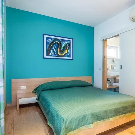 Διαμέρισμα Stunning In With Outdoor Swimming Pool, Sauna And 2 Bedrooms *